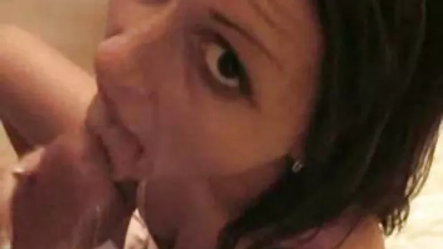 Inked Babe Versucht zu Kochen, Aber Bekommt BBC! reife oma nackt