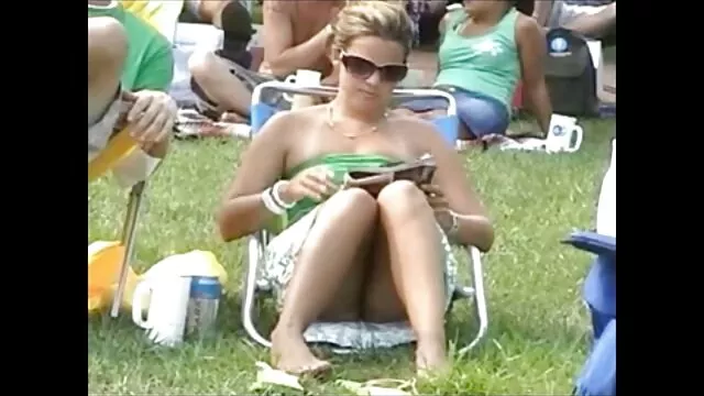 LesbianOlderYounger nackte hausfrauen ab 40 Facesits