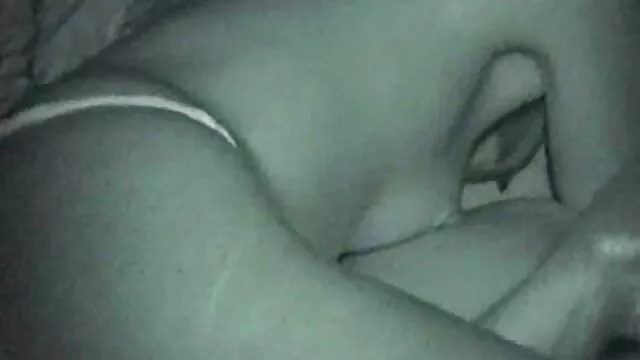 Masturbation in der Dusche mit nackte reife dame Mai