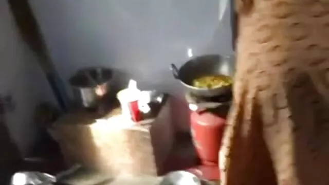 Schreien Der reife nackte damen Sklaven DVDRip