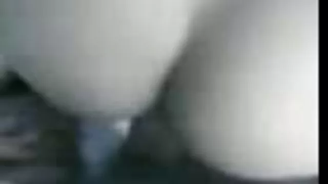 Ein nackte reife frauen freaky dude liebt masturbieren und pissen in den Mund