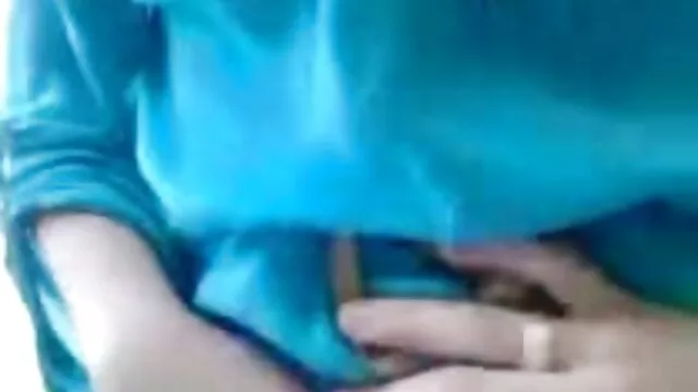 Aiko fühlt reife mädchen nackt sich handlungsbedürftig